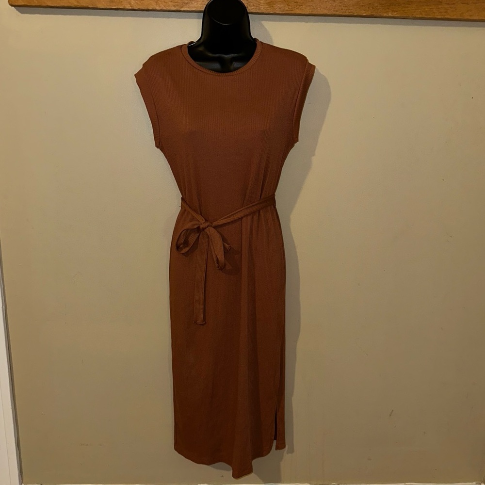 Rust Dress - Picture 2 of 7